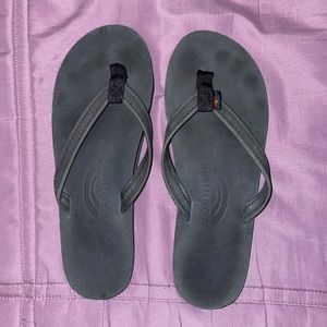 Back Rainbow Sandals Women's Single Layer Leather Sandal Narrow Strap used